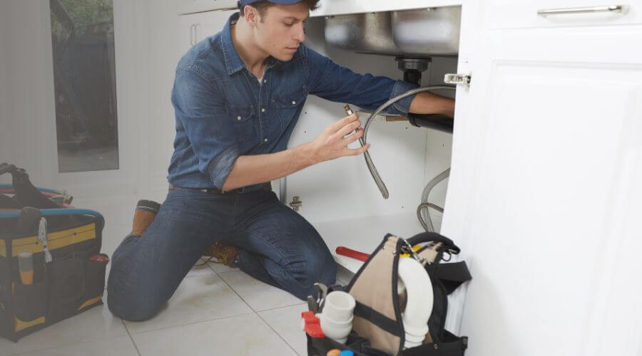 Expert burst pipe repair services in Stockdale, TX